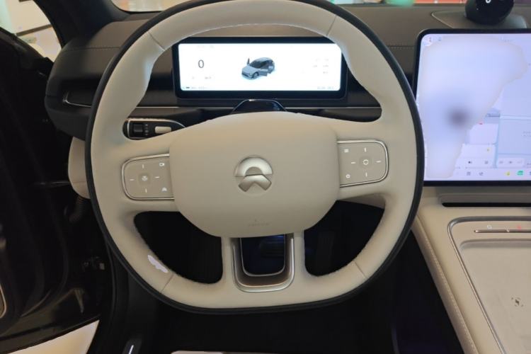 Used Nio ES6 2025 75 kWh Steering Wheel