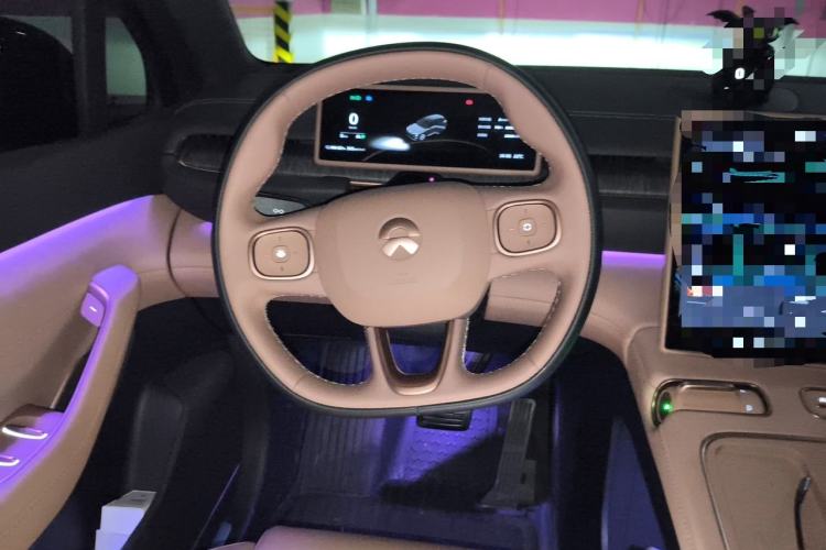 Used Nio ES6 2025 75 kWh Steering Wheel