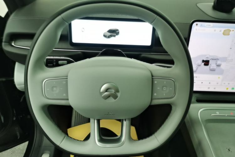 Used Nio ES6 2025 75 kWh Steering Wheel