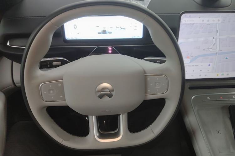 Used Nio ES6 2025 75 kWh Steering Wheel