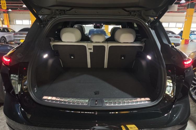 Used Nio ES6 2025 75 kWh Trunk