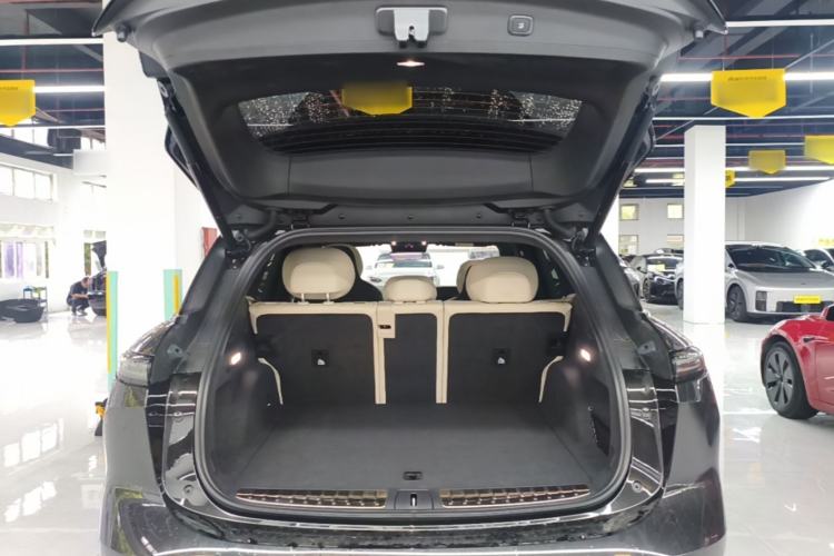 Used Nio ES6 2025 75 kWh Trunk