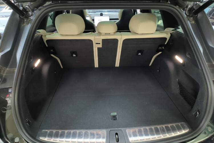Used Nio ES6 2025 75 kWh Trunk