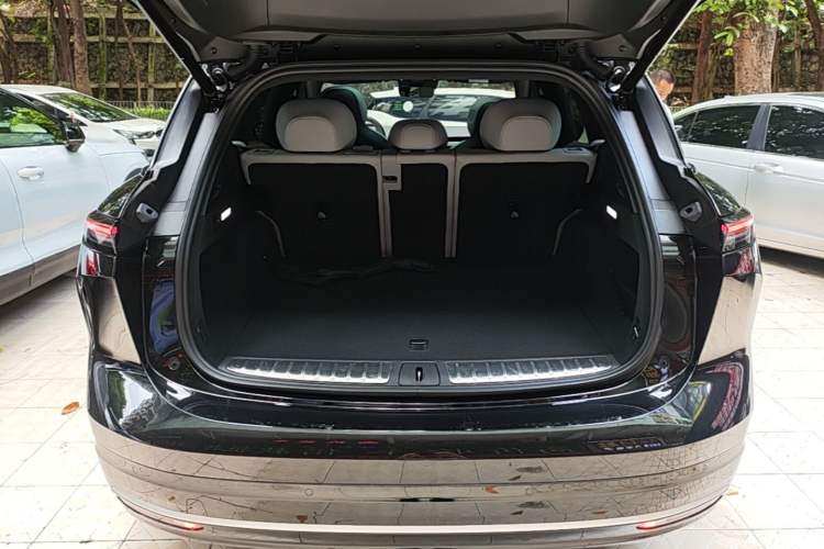 Used Nio ES6 2025 75 kWh Trunk
