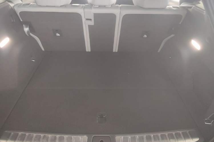 Used Nio ES6 2025 75 kWh Trunk
