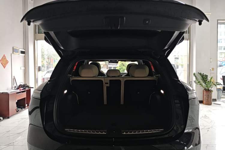 Used Nio ES6 2025 75 kWh Trunk