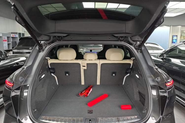Used Nio ES6 2025 75 kWh Trunk