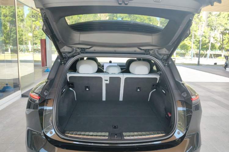 Used Nio ES6 2025 75 kWh Trunk