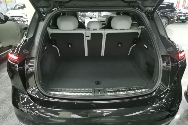 Used Nio ES6 2025 75 kWh Trunk