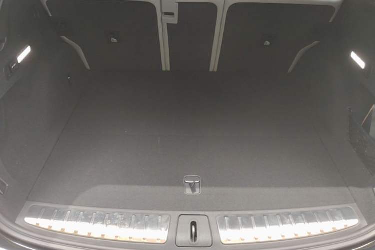Used Nio ES6 2025 75 kWh Trunk