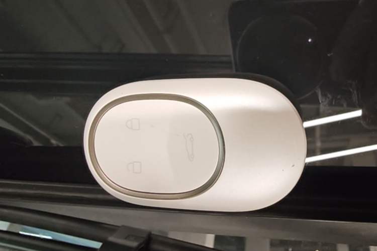 Used Nio ES6 2025 75 kWh Vehicle Key