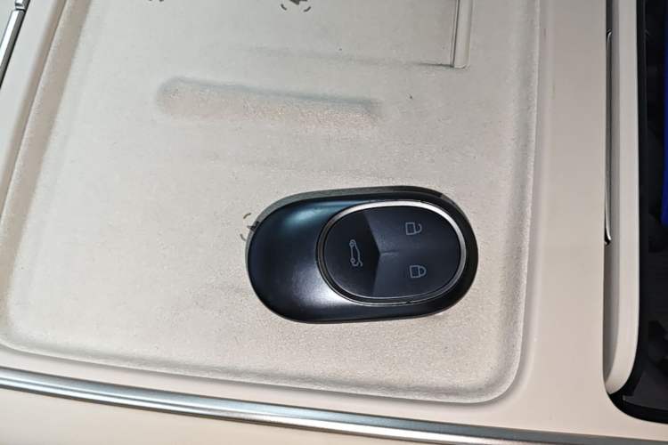 Used Nio ES6 2025 75 kWh Vehicle Key