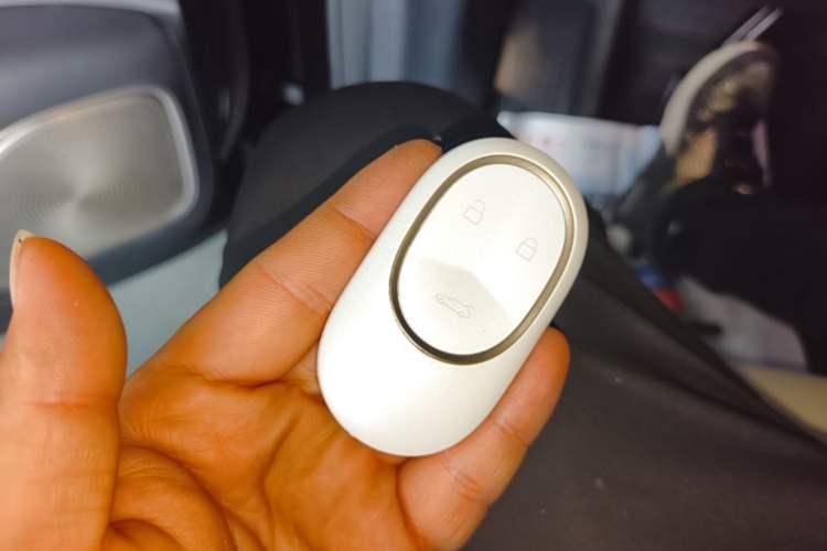 Used Nio ES6 2025 75 kWh Vehicle Key