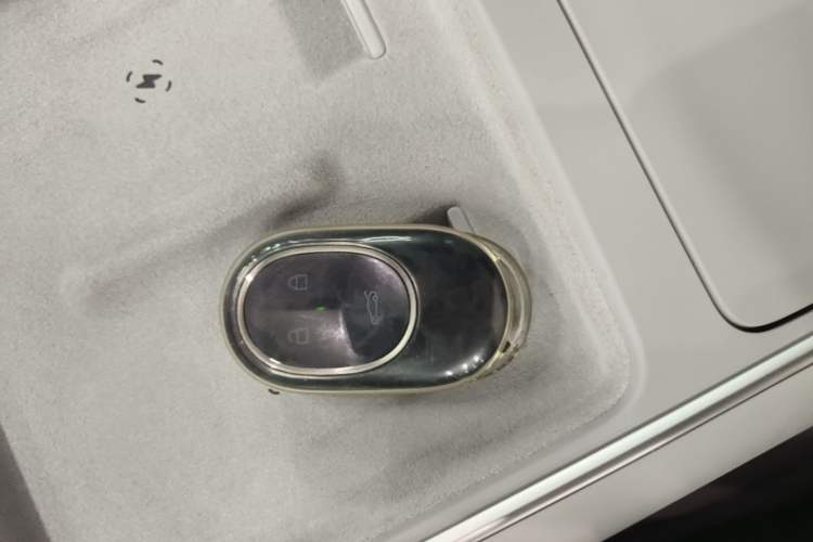 Used Nio ES6 2025 75 kWh Vehicle Key