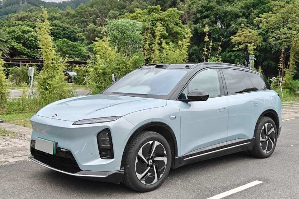 Nio ES6 2025