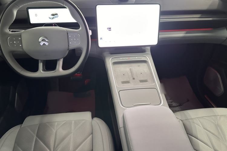 Used Nio ES6 2025 75 kWh Audio And AC Panel