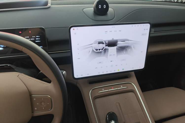 Used Nio ES6 2025 75 kWh Audio And AC Panel