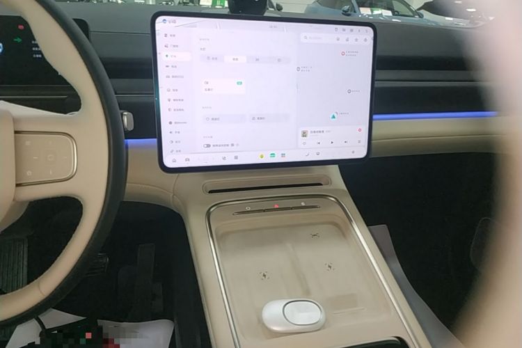 Used Nio ES6 2025 75 kWh Audio And AC Panel