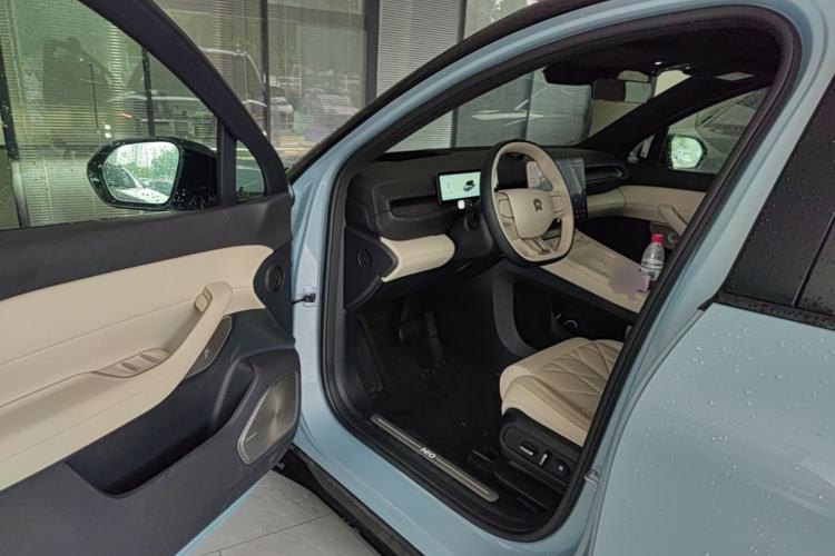 Used Nio ES6 2025 75 kWh Driver Seat