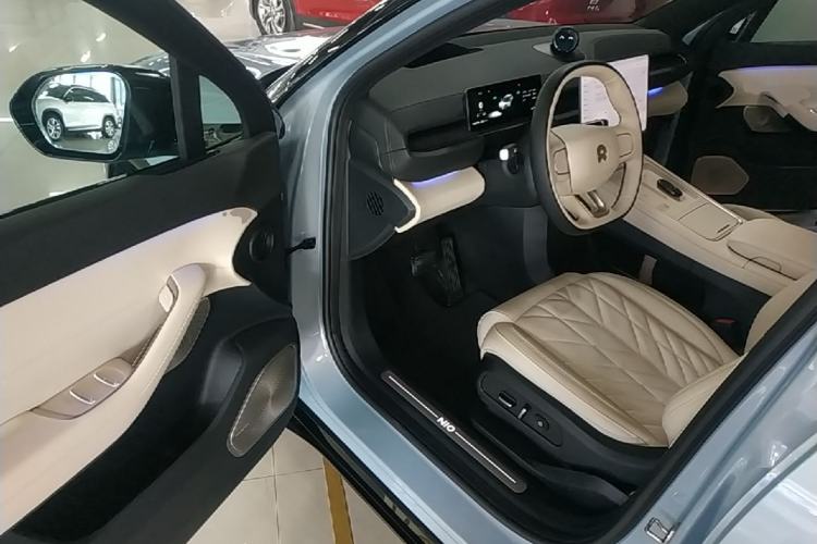 Used Nio ES6 2025 75 kWh Driver Seat
