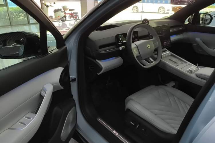 Used Nio ES6 2025 75 kWh Driver Seat