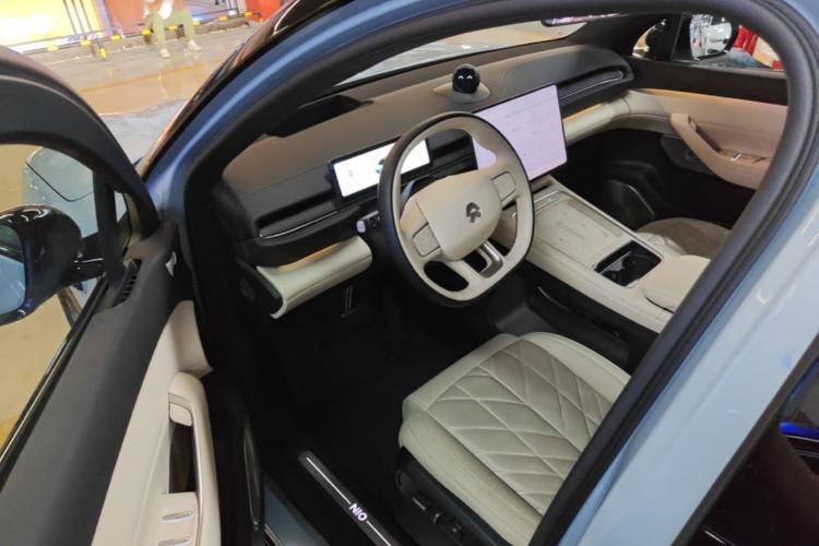 Used Nio ES6 2025 75 kWh Driver Seat