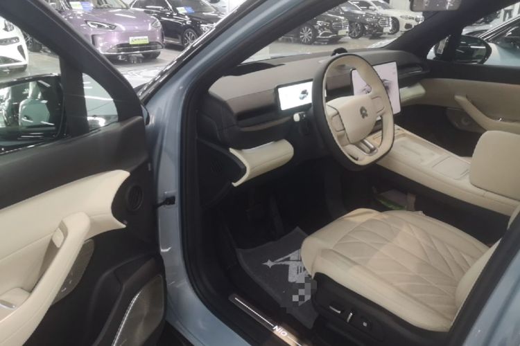 Used Nio ES6 2025 75 kWh Driver Seat