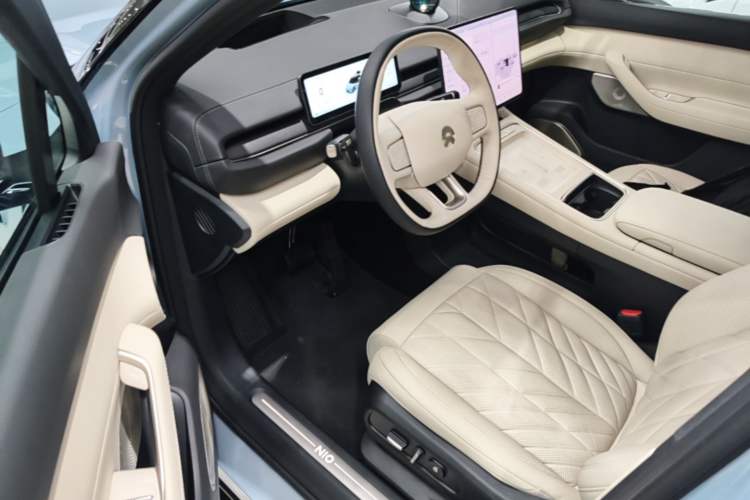Used Nio ES6 2025 75 kWh Driver Seat