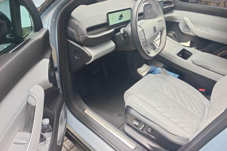 Used Nio ES6 2025 75 kWh Driver Seat