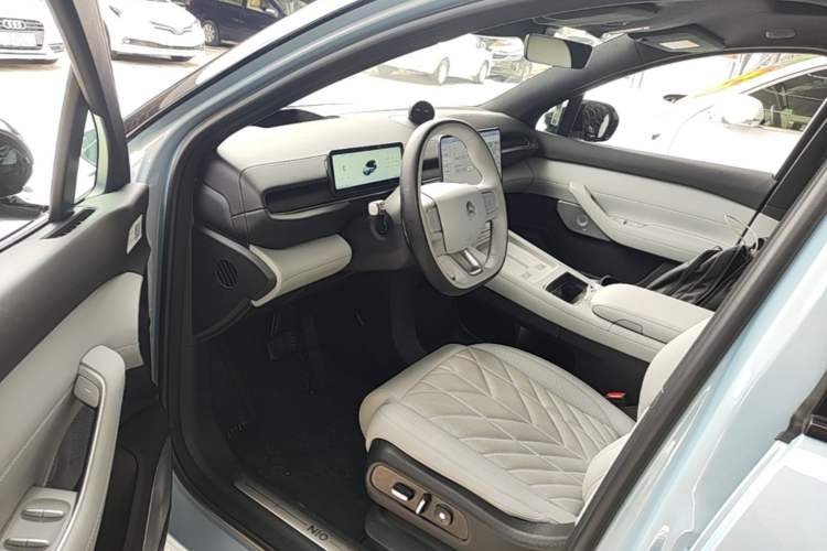Used Nio ES6 2025 75 kWh Driver Seat