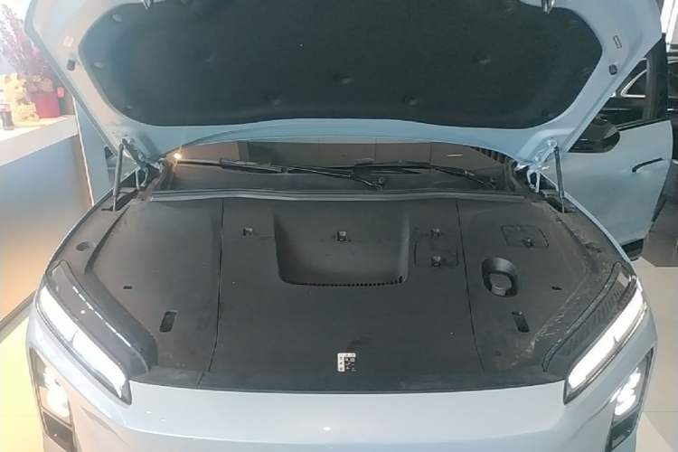 Used Nio ES6 2025 75 kWh Engine Bay