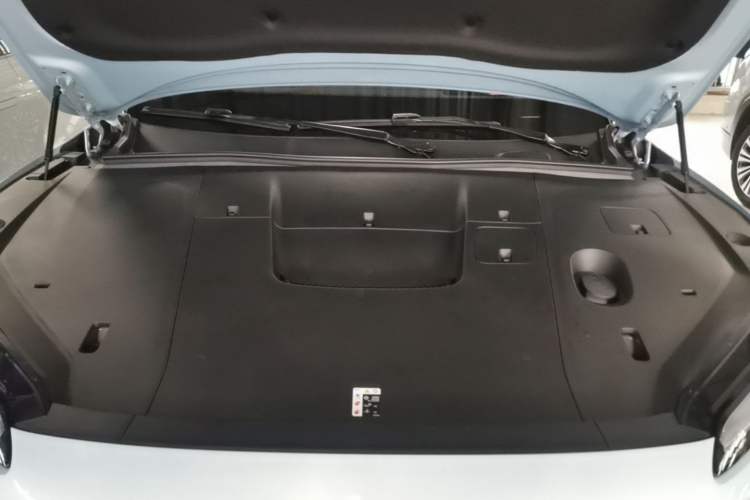 Used Nio ES6 2025 75 kWh Engine Bay