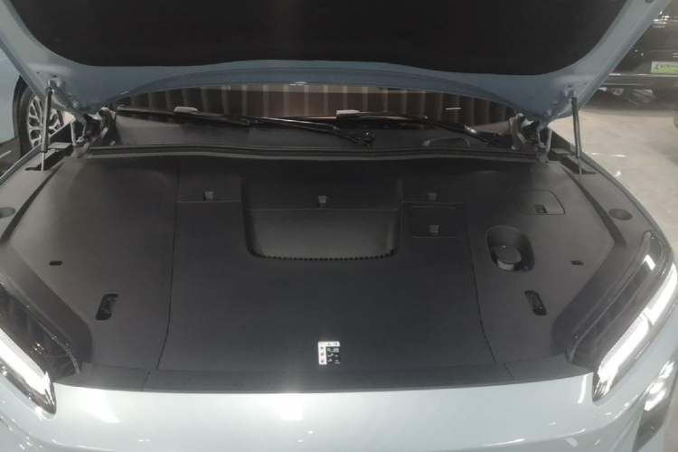 Used Nio ES6 2025 75 kWh Engine Bay
