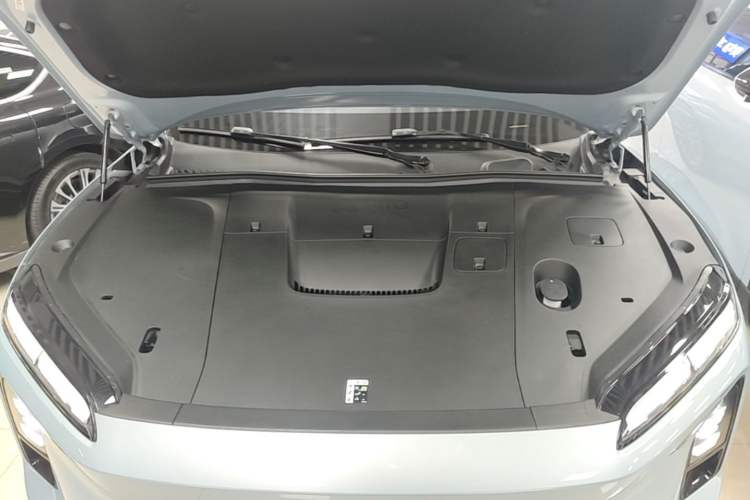 Used Nio ES6 2025 75 kWh Engine Bay