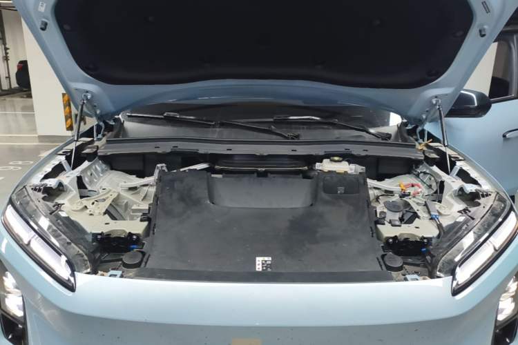 Used Nio ES6 2025 75 kWh Engine Bay