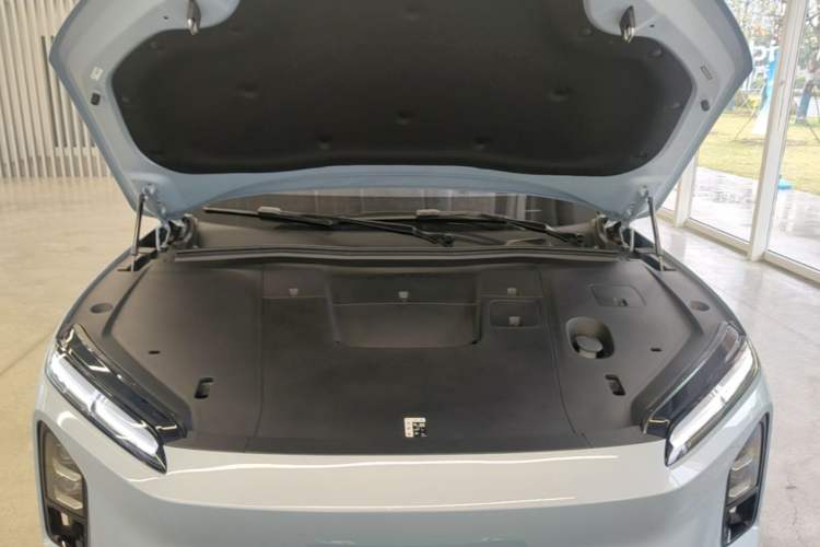 Used Nio ES6 2025 75 kWh Engine Bay