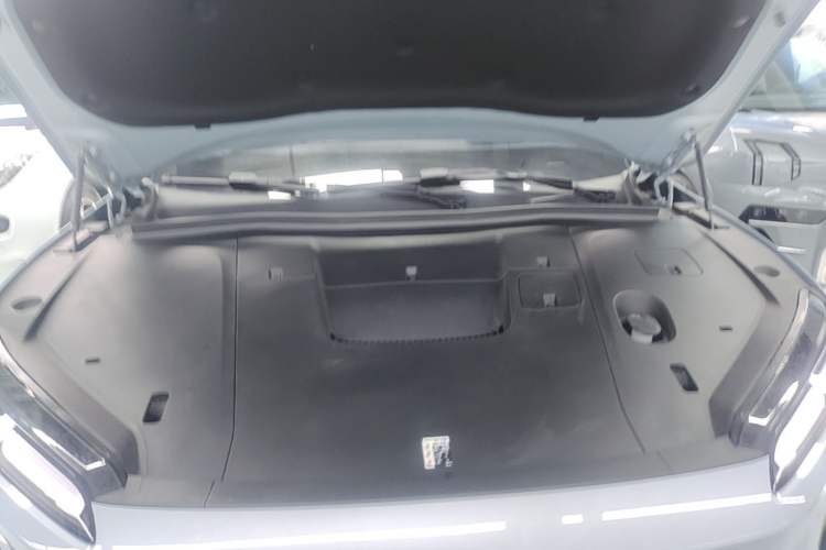 Used Nio ES6 2025 75 kWh Engine Bay