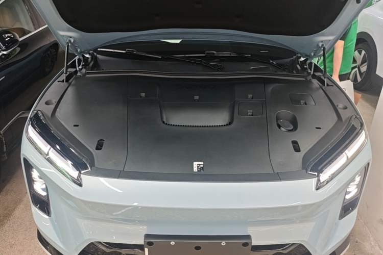 Used Nio ES6 2025 75 kWh Engine Bay