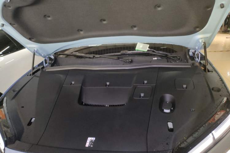 Used Nio ES6 2025 100 kWh Engine Bay