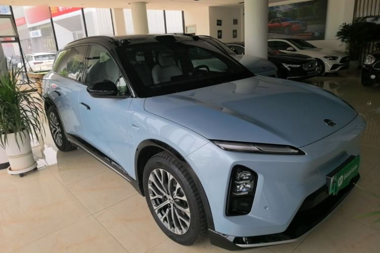 Used Nio ES6 2025 75 kWh Exterior 1