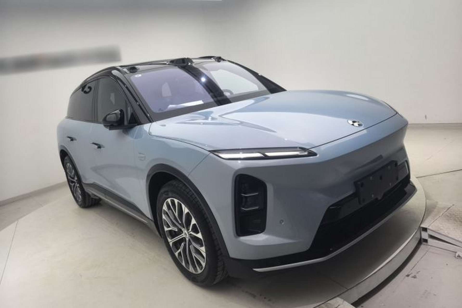 Used Nio ES6 2025 75 kWh Exterior 2
