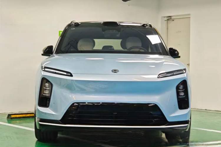 Used Nio ES6 2025 75 kWh Exterior 2