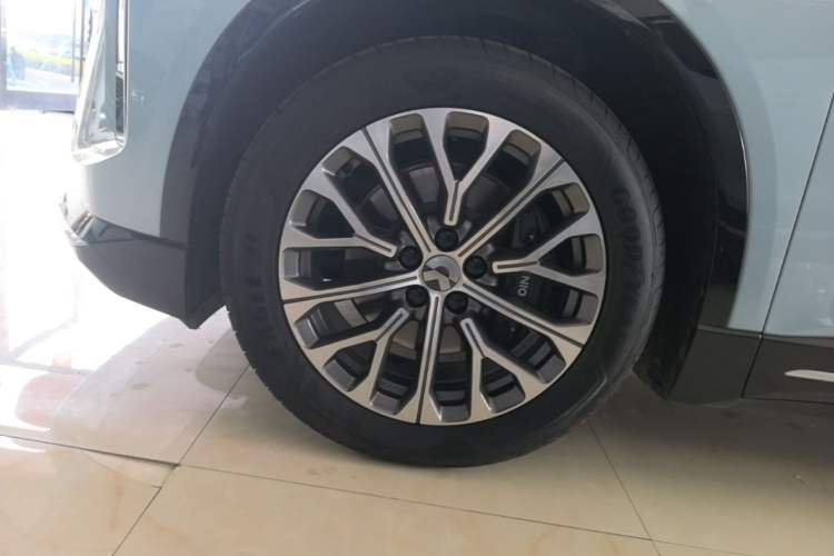 Used Nio ES6 2025 75 kWh Exterior 4