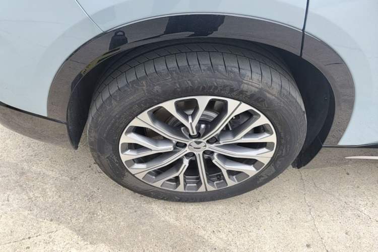 Used Nio ES6 2025 75 kWh Exterior 5