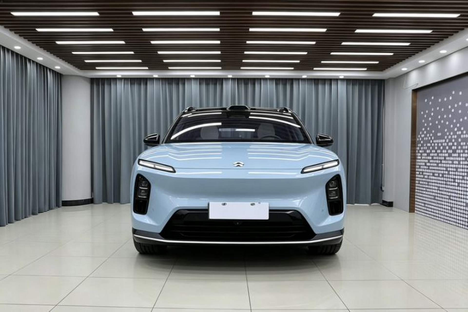 Used Nio ES6 2025 75 kWh Exterior 6