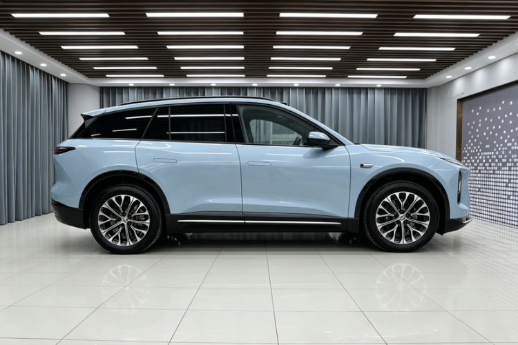 Used Nio ES6 2025 75 kWh Exterior 7