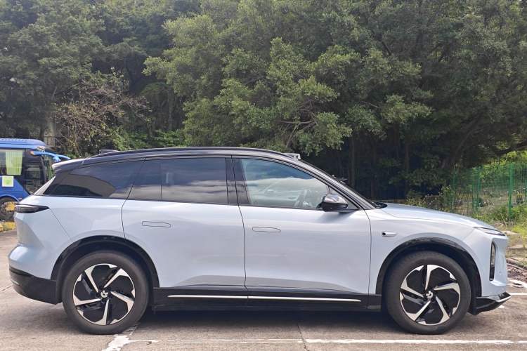 Used Nio ES6 2025 75 kWh Exterior 7