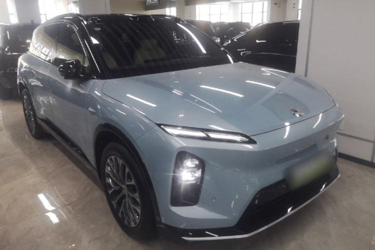 Used Nio ES6 2025 75 kWh Front Right 45 Deg