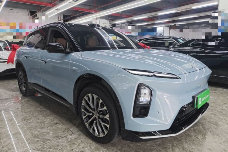 Used Nio ES6 2025 75 kWh Front Right 45 Deg