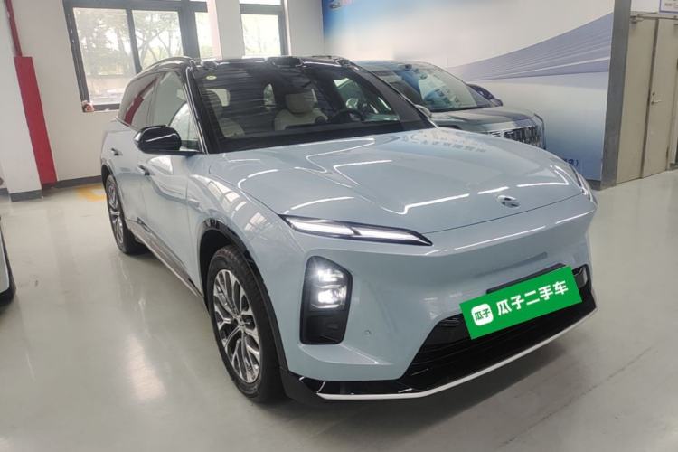 Used Nio ES6 2025 75 kWh Front Right 45 Deg